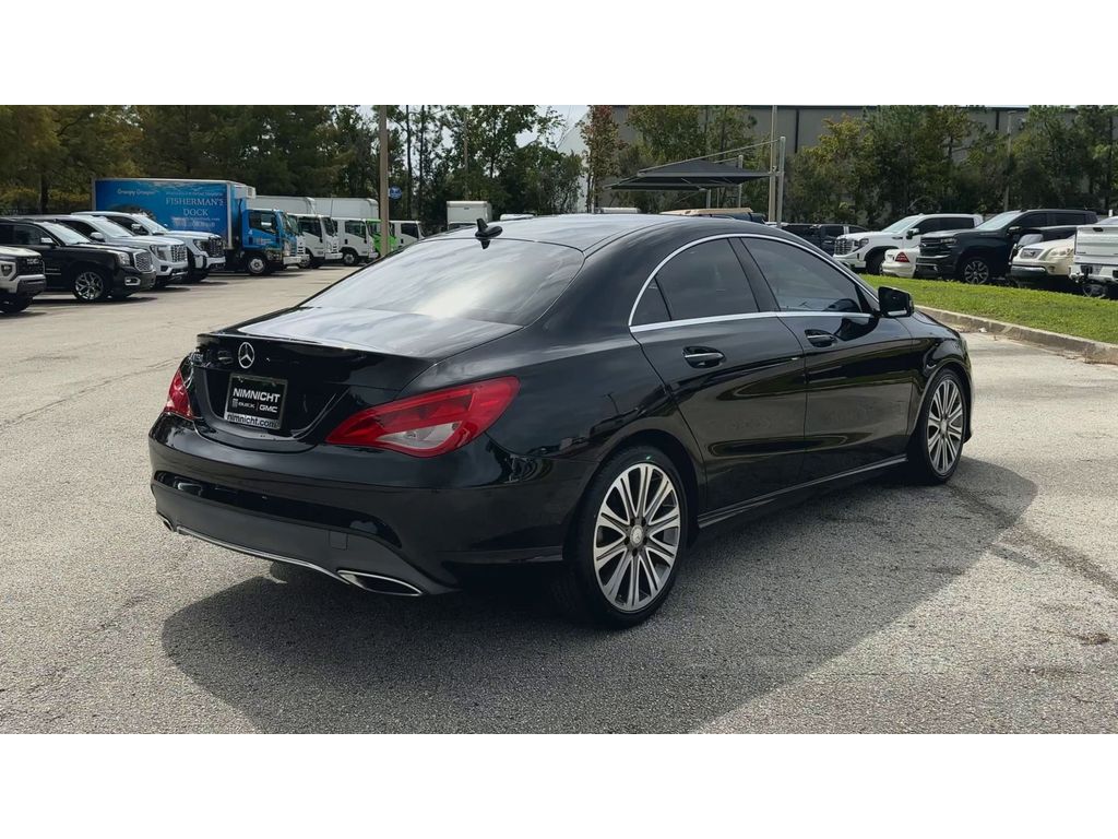 2018 Mercedes-Benz CLA 250 Image 6 of 35