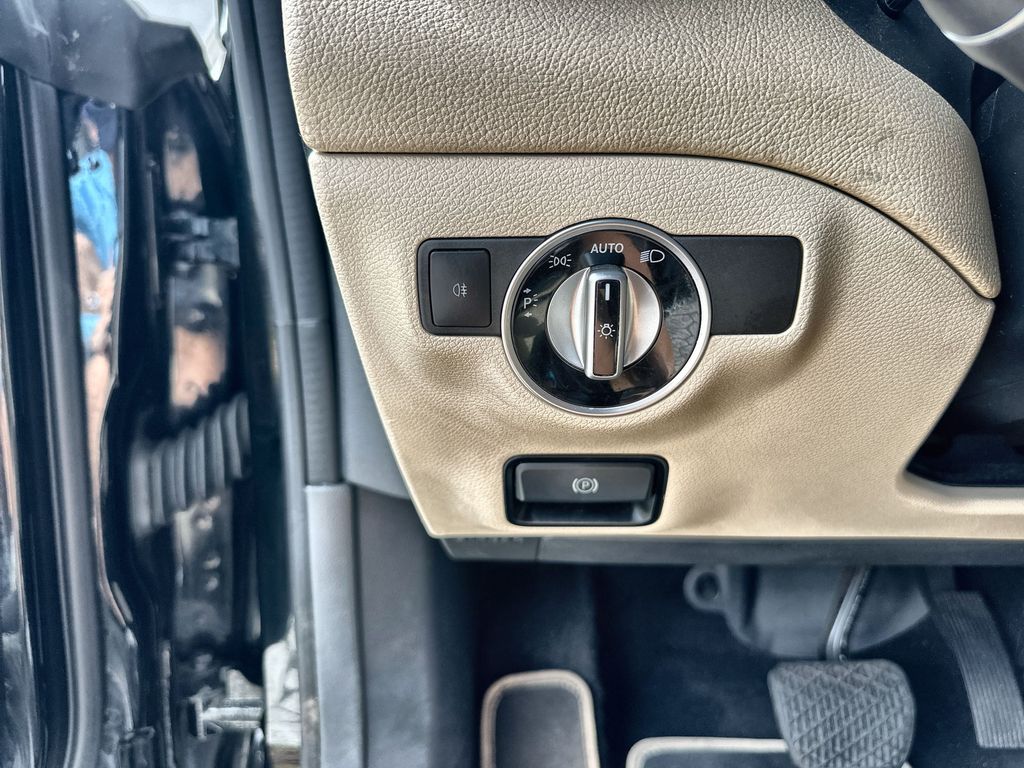 2018 Mercedes-Benz CLA 250 Image 31 of 35