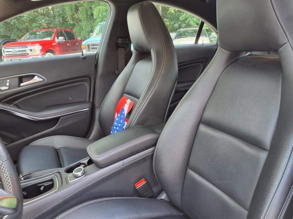 Vehicle image 13 of 36
