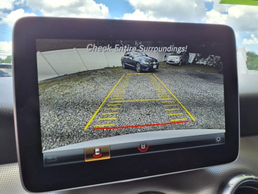 Vehicle image 18 of 36