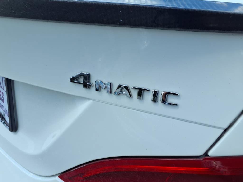 Vehicle image 31 of 36