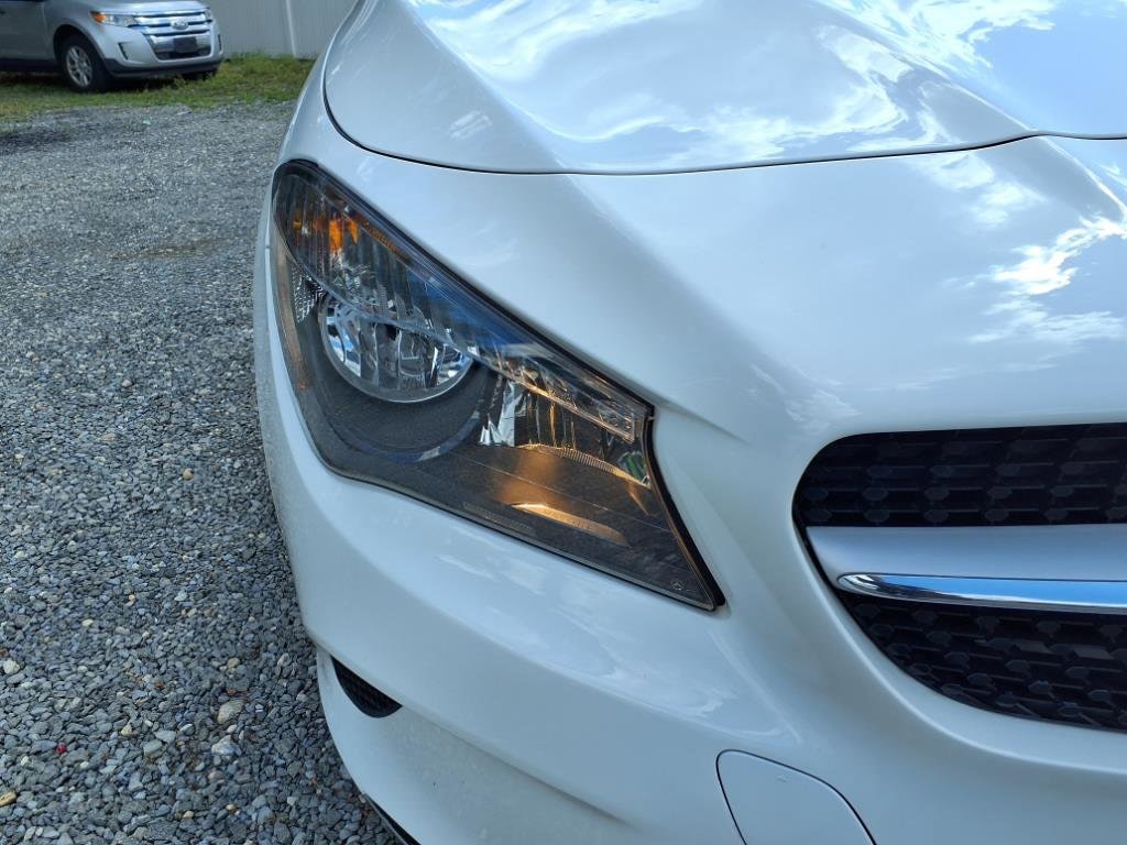 Vehicle image 24 of 36