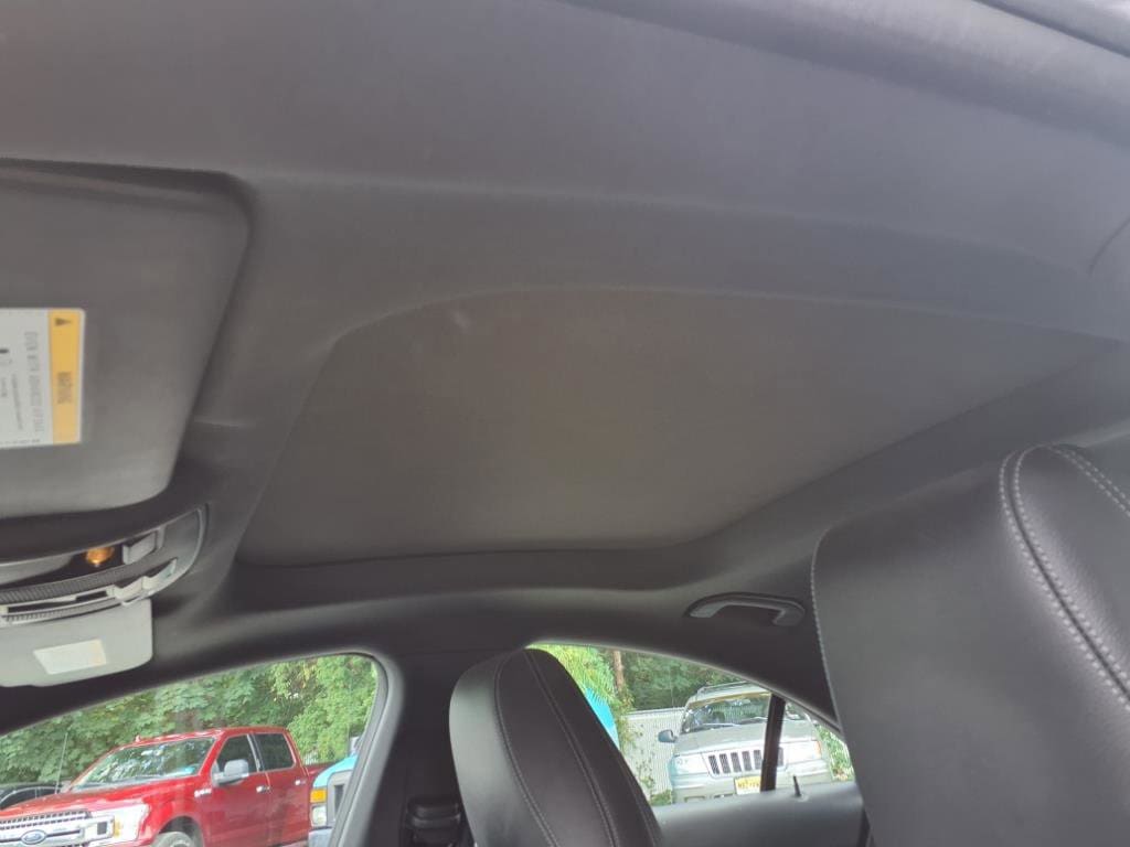 Vehicle image 15 of 36