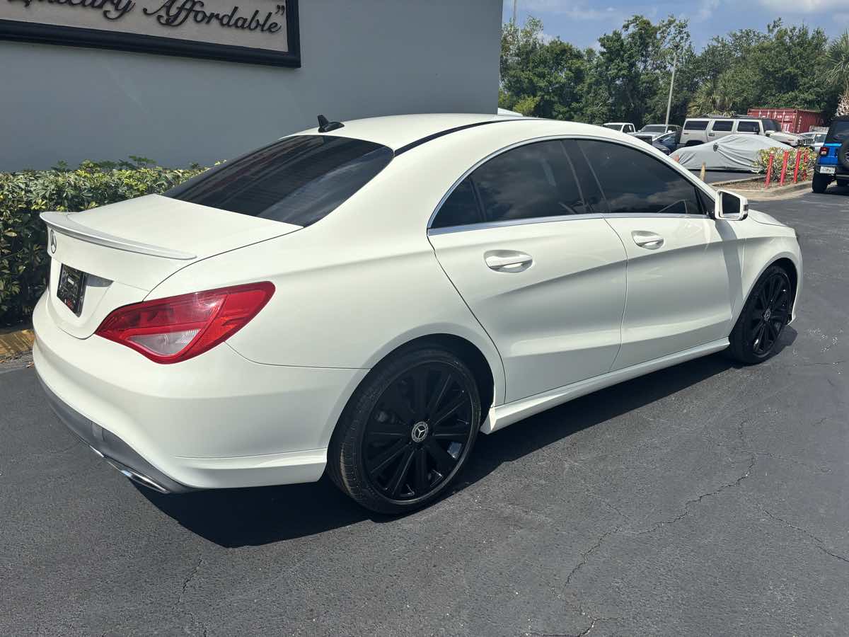 Vehicle image 3 of 23