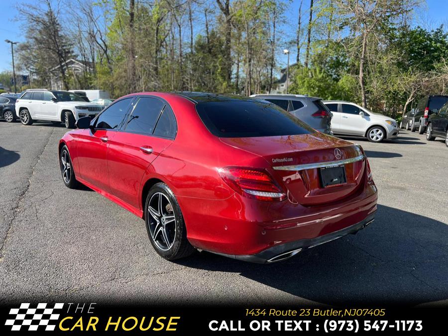 Vehicle image 10 of 35