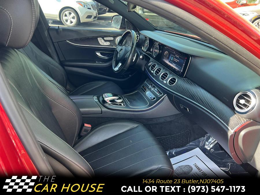Vehicle image 23 of 35