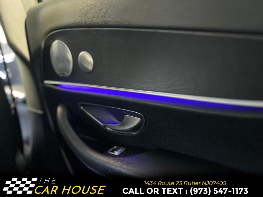 Vehicle image 24 of 35