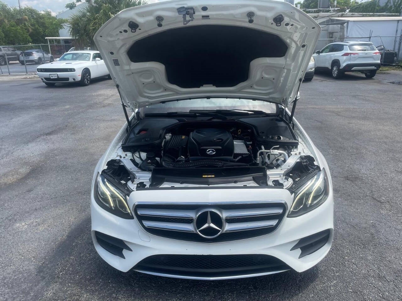 Vehicle image 15 of 47