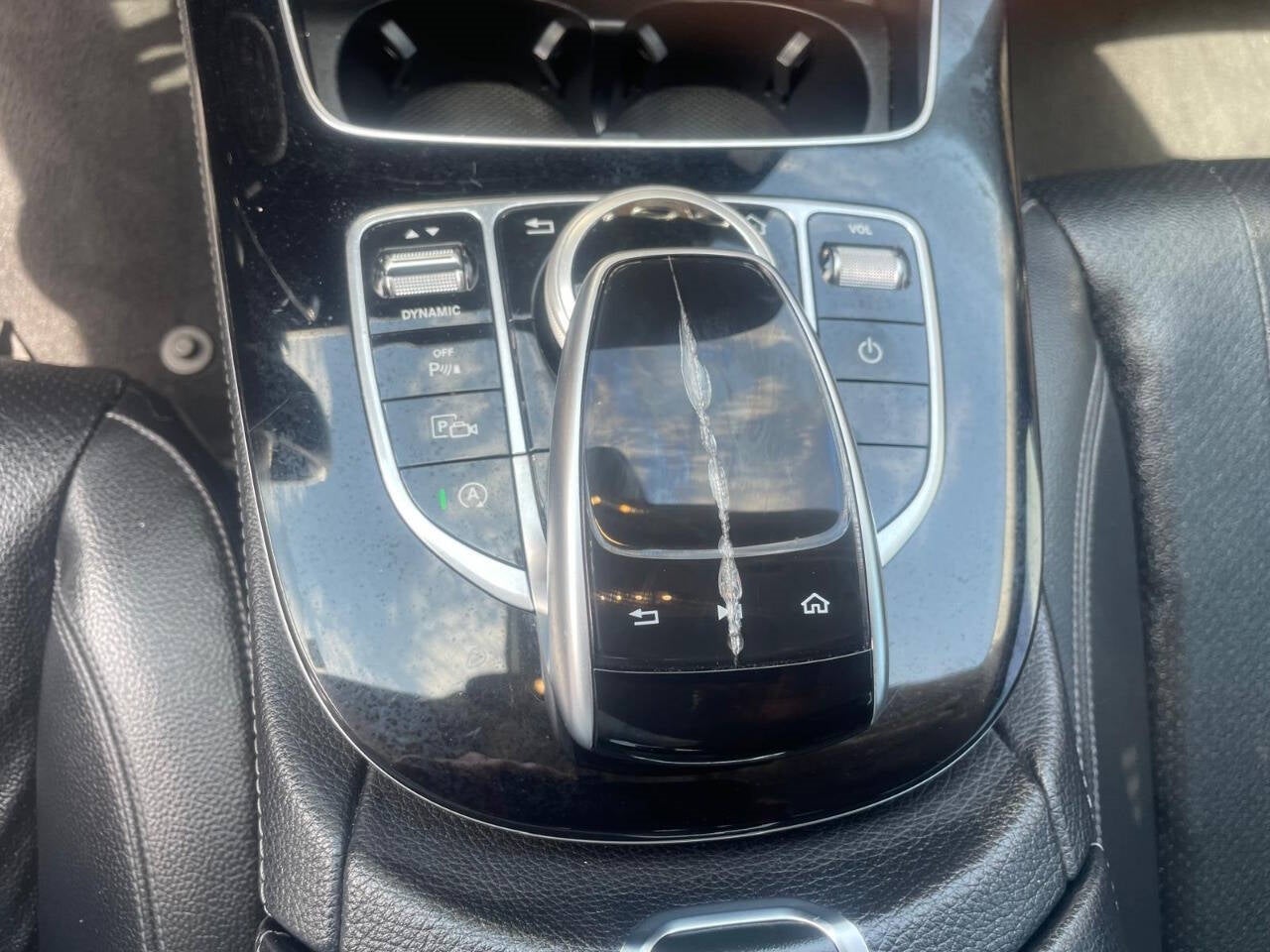 Vehicle image 28 of 47