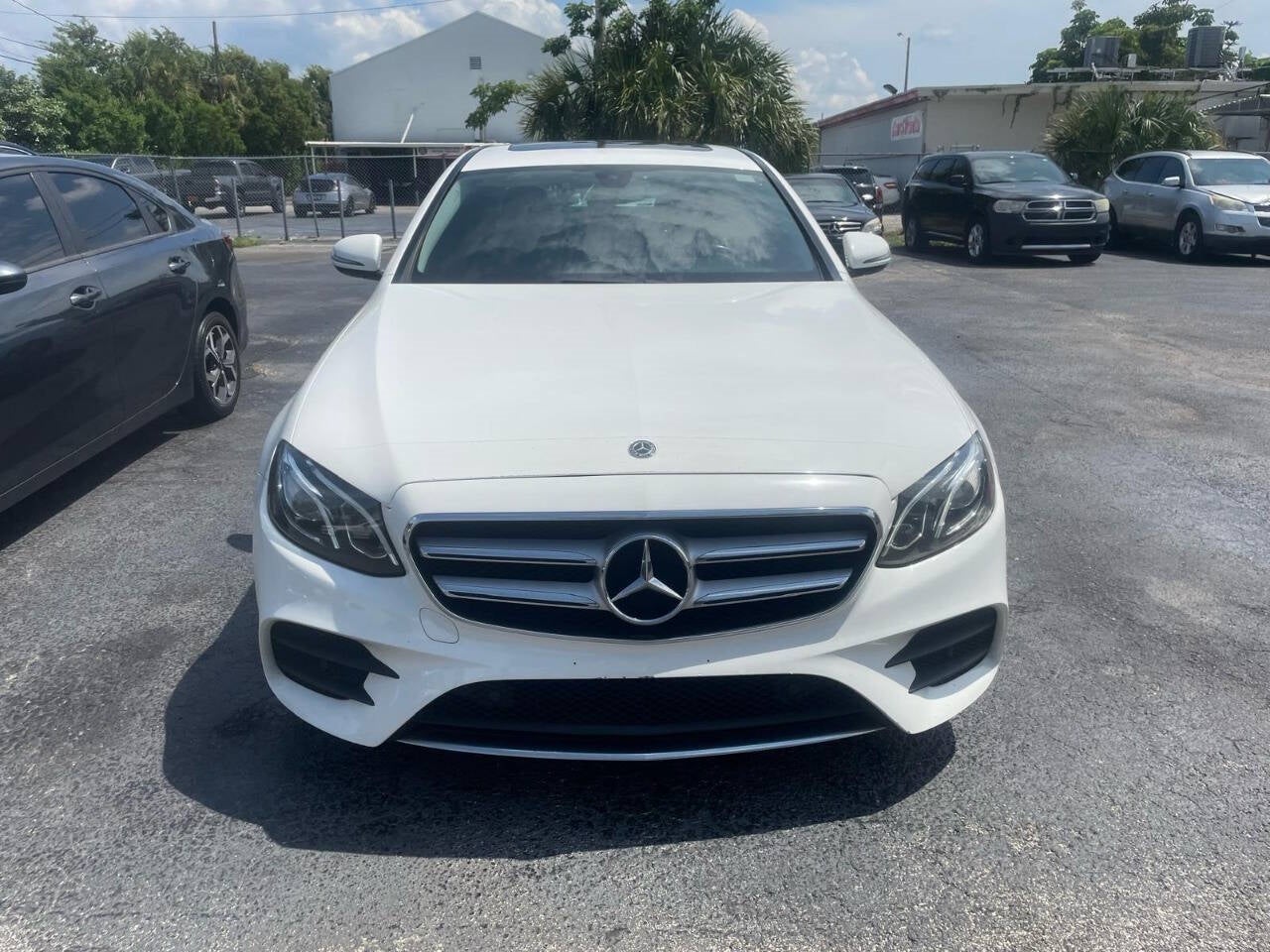 Vehicle image 4 of 47