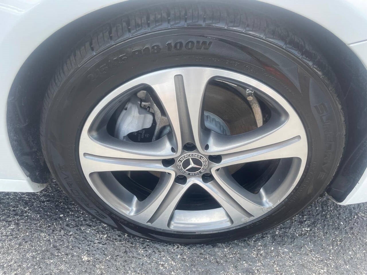 Vehicle image 31 of 47