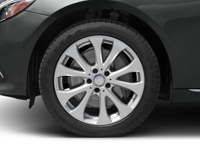 Vehicle image 43 of 47