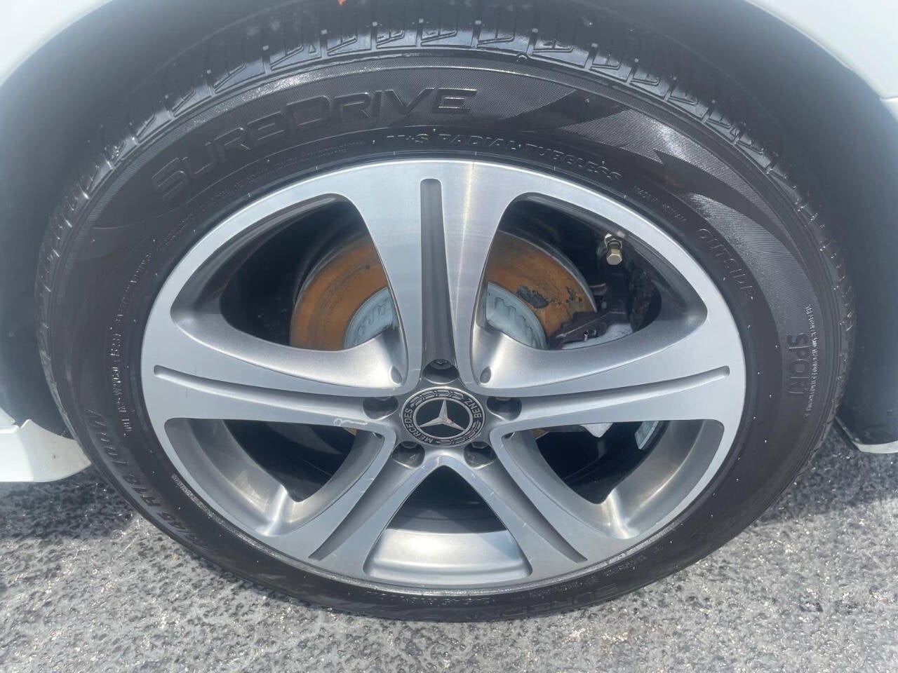 Vehicle image 20 of 47