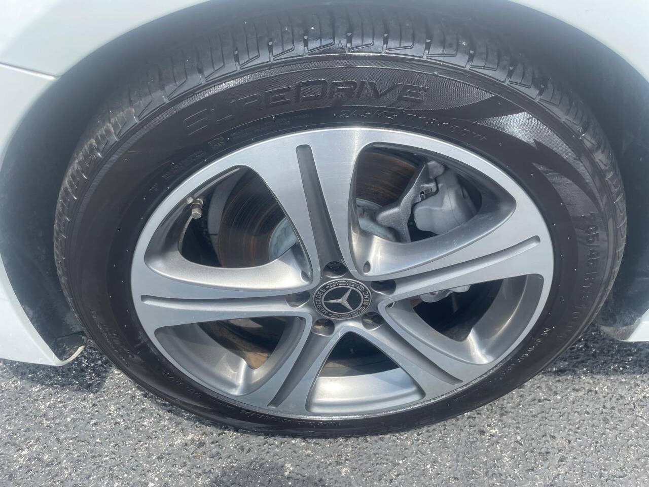 Vehicle image 19 of 47
