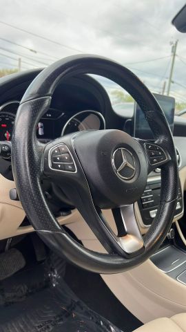 Vehicle image 10 of 41
