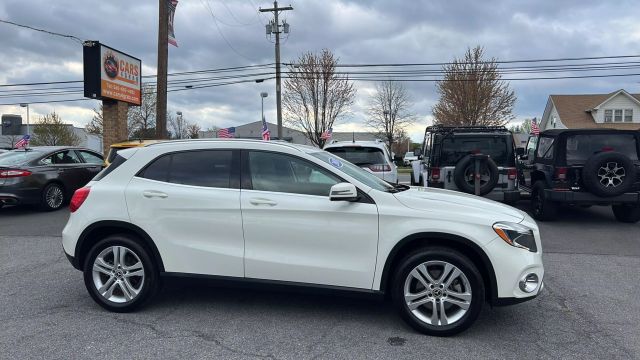Vehicle image 3 of 41