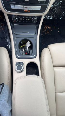 Vehicle image 20 of 41