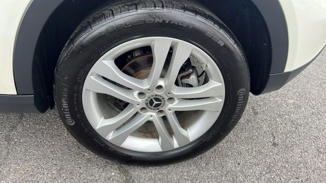 Vehicle image 39 of 41