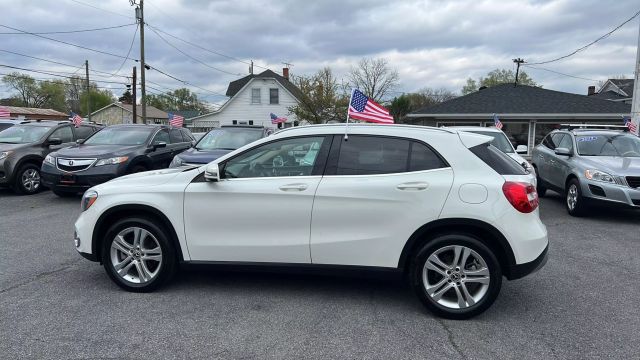 Vehicle image 8 of 41