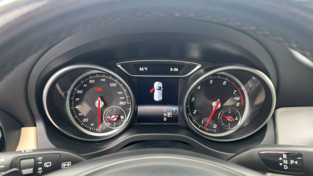 Vehicle image 15 of 41