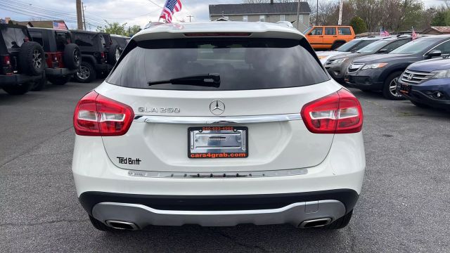 Vehicle image 6 of 41