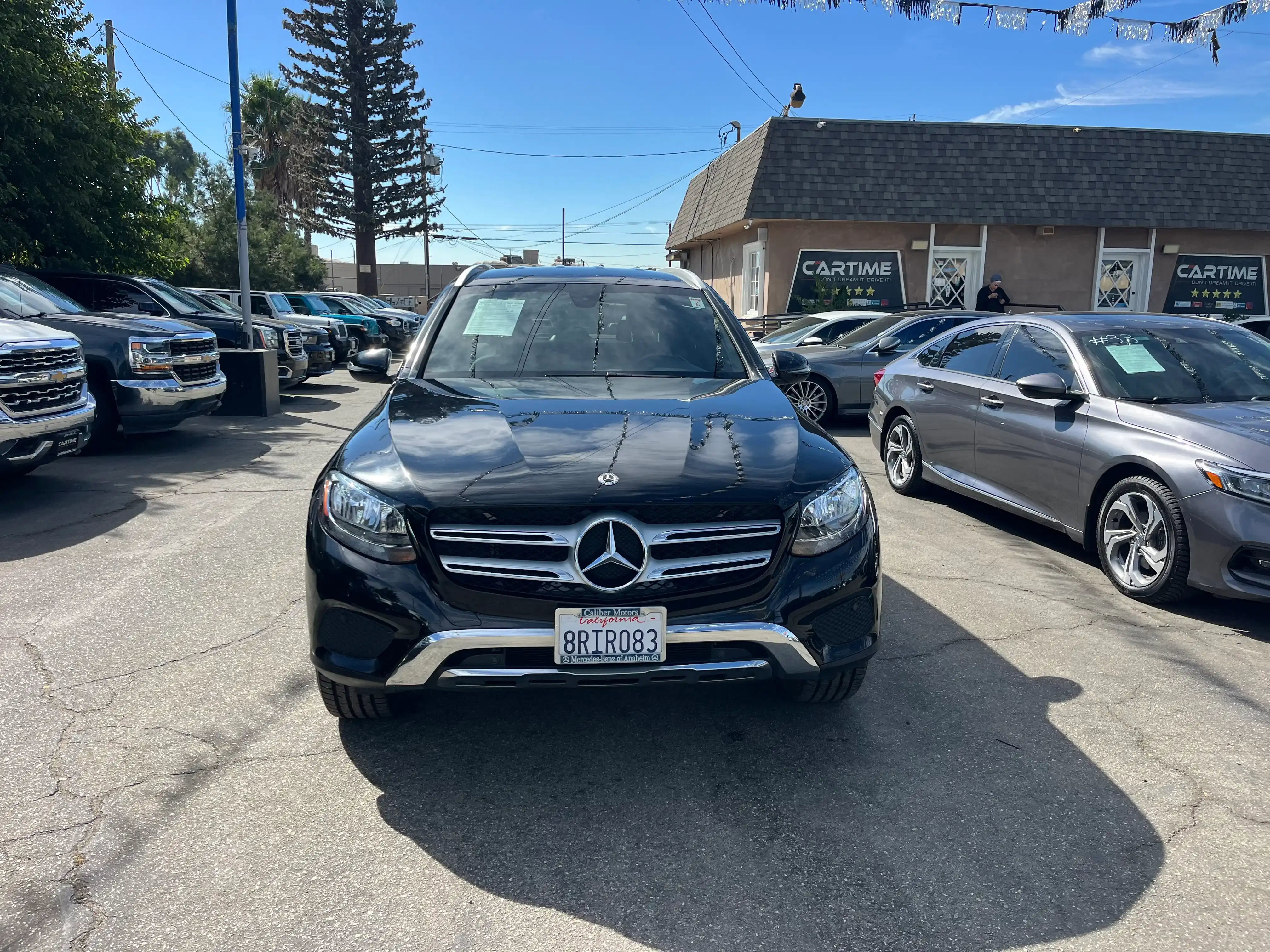 Vehicle image 9 of 70
