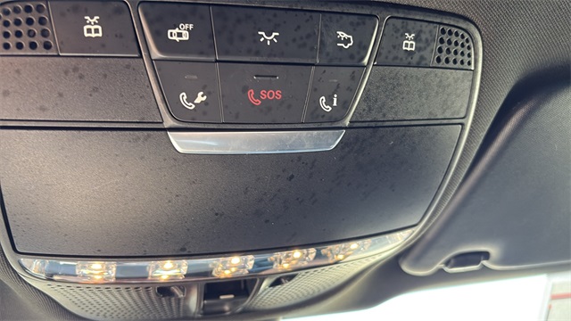 2018 Mercedes-Benz GLC 300 Image 31 of 32