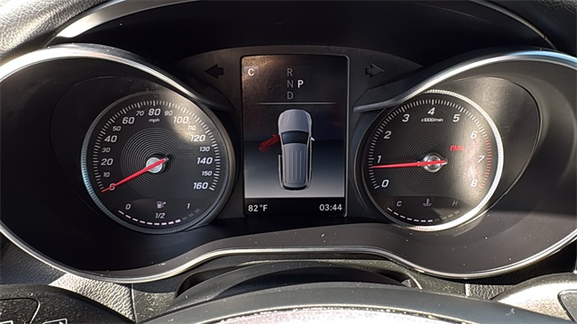 2018 Mercedes-Benz GLC 300 Image 17 of 32