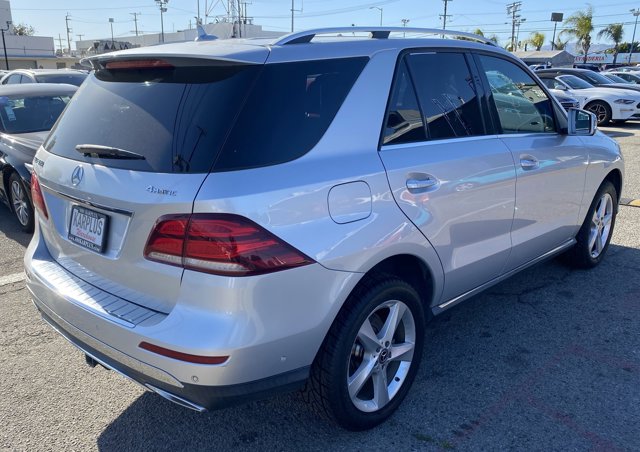 Vehicle image 5 of 25
