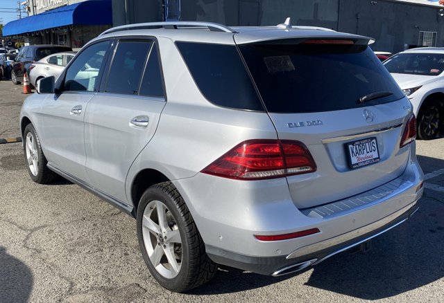 Vehicle image 7 of 25