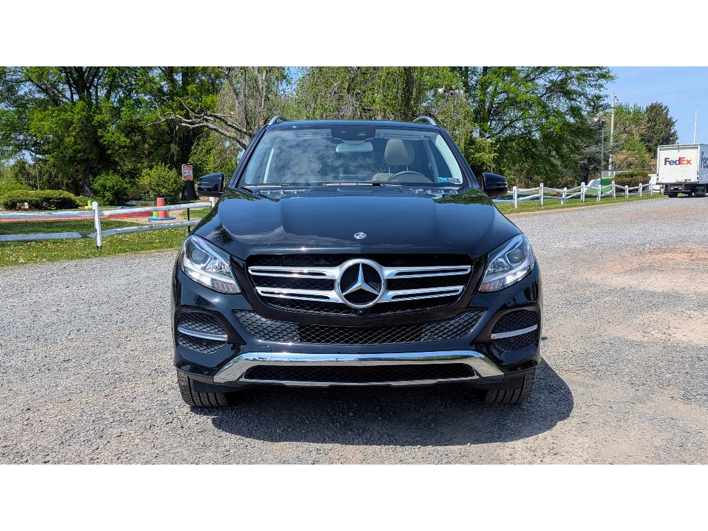Vehicle image 2 of 30