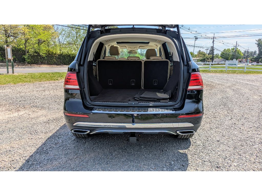 Vehicle image 13 of 30