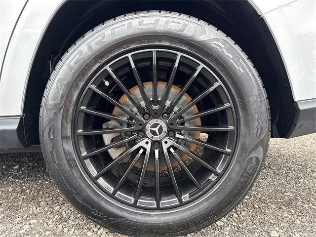 Vehicle image 10 of 38
