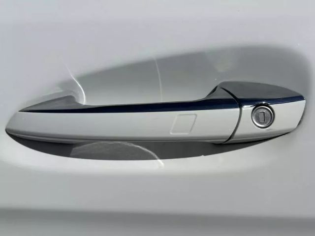 Vehicle image 48 of 50