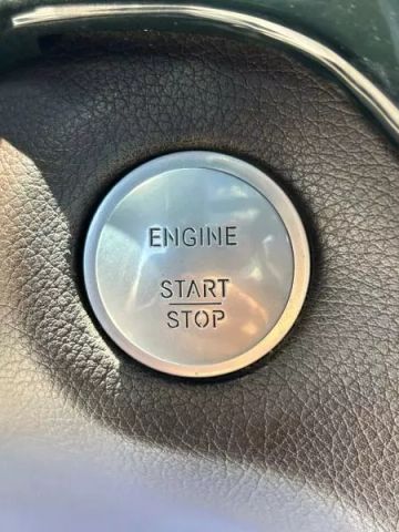 Vehicle image 39 of 50