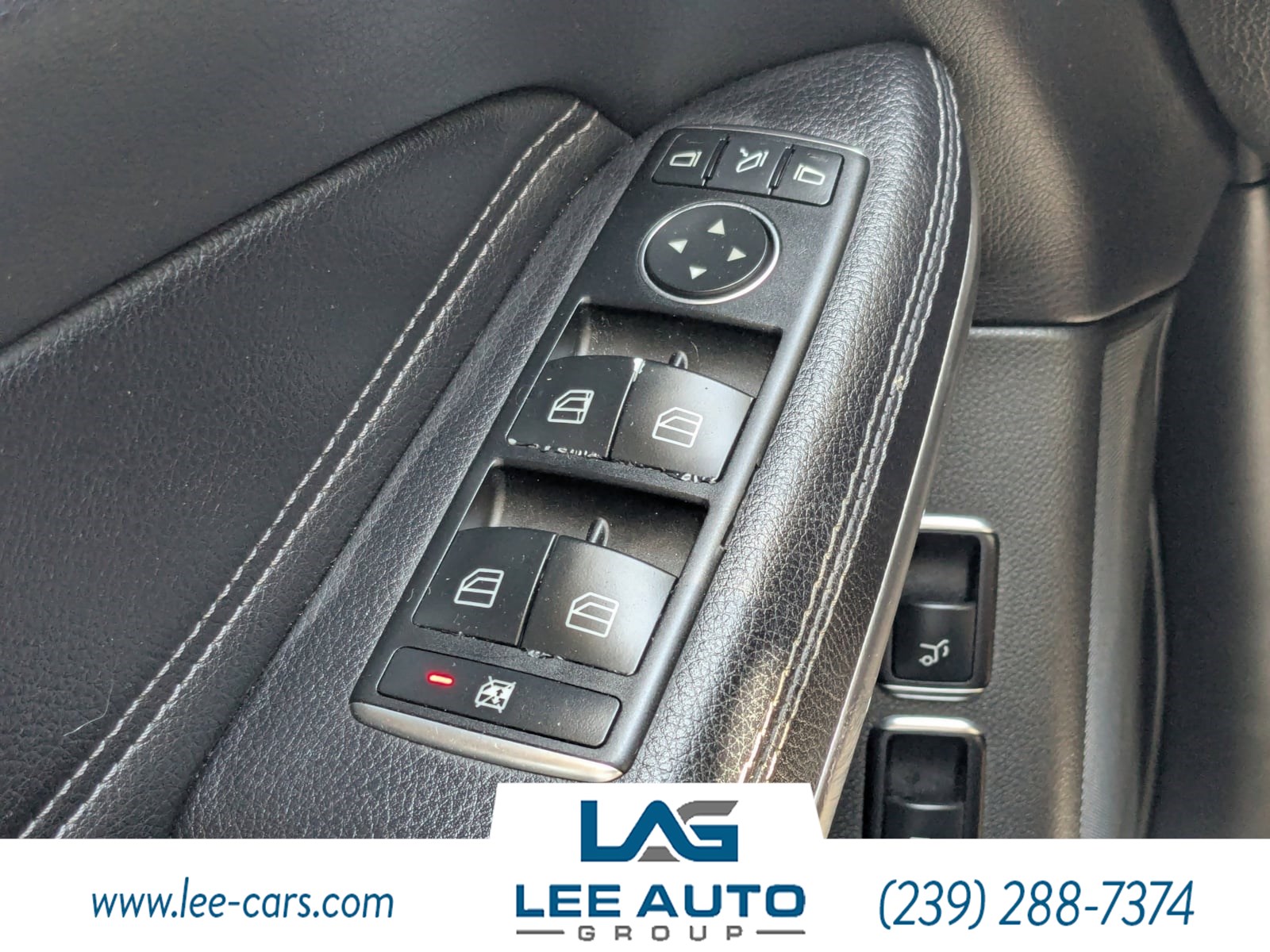 Vehicle image 21 of 30