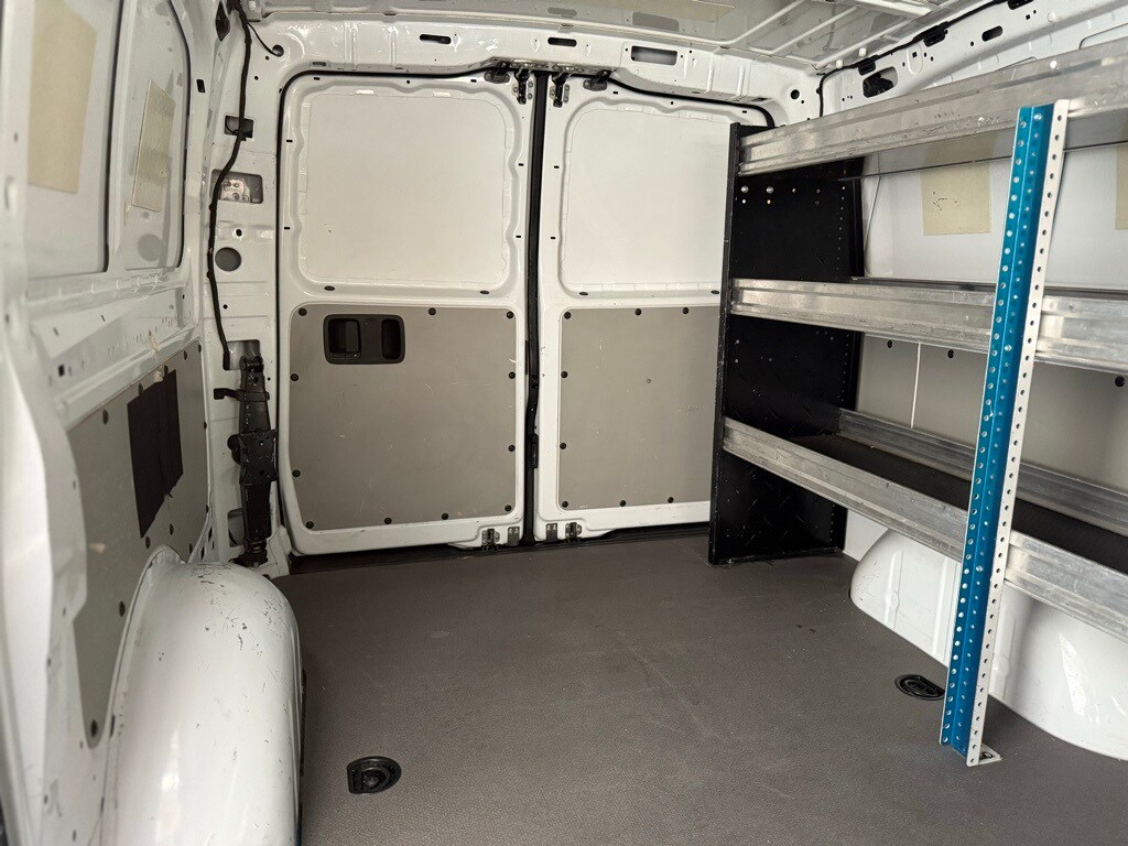 Vehicle image 24 of 50