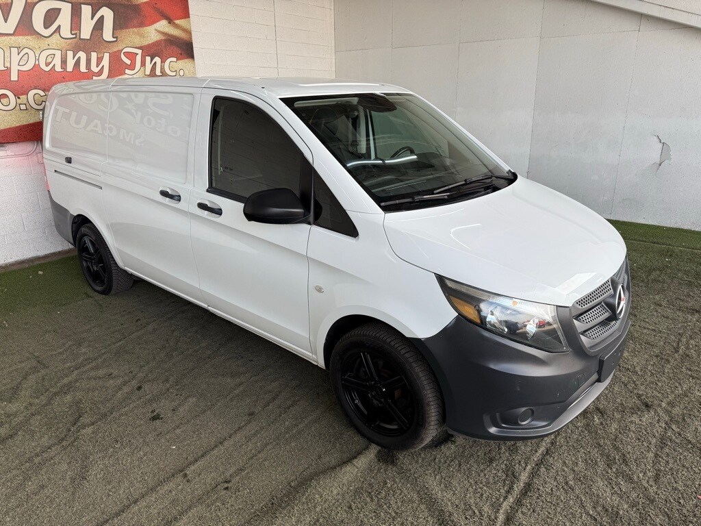 Vehicle image 7 of 50