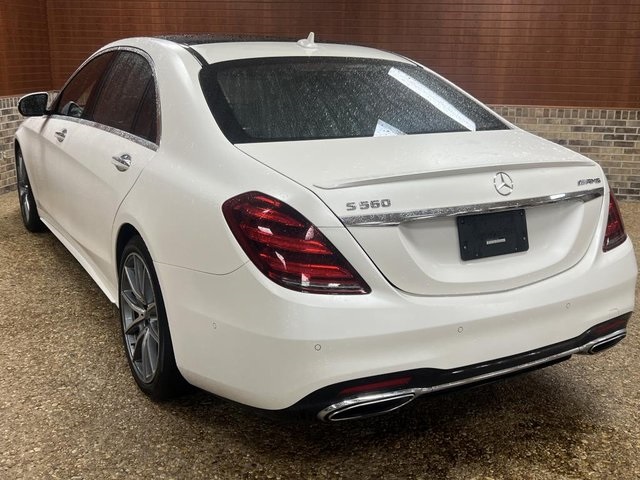 Vehicle image 10 of 36