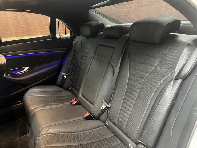 Vehicle image 25 of 36