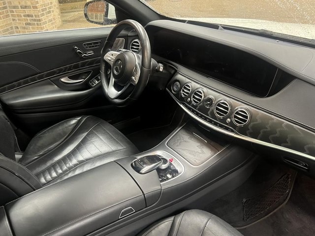 Vehicle image 32 of 36