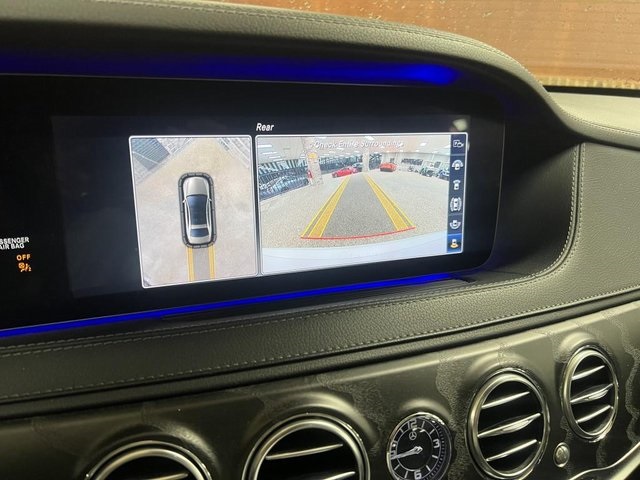 Vehicle image 18 of 36