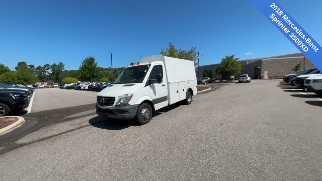 2018 Mercedes-Benz Sprinter Chassis Image 2 of 44