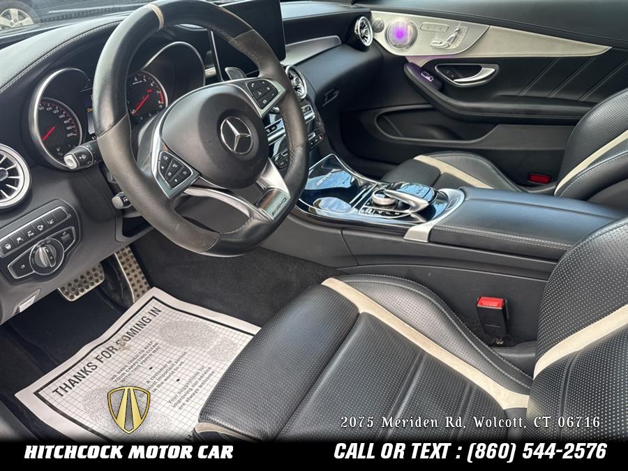 Vehicle image 37 of 70