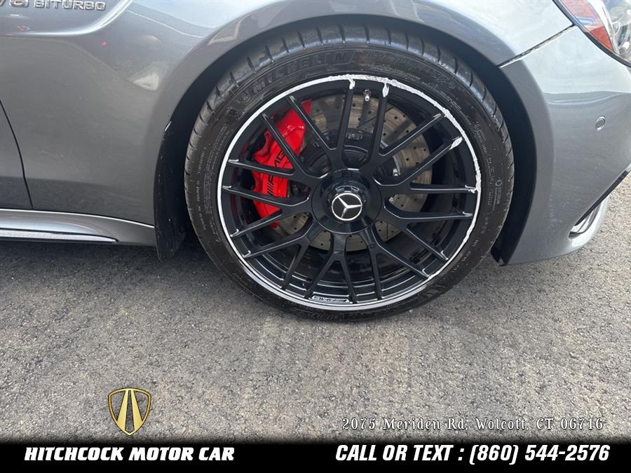 Vehicle image 28 of 70