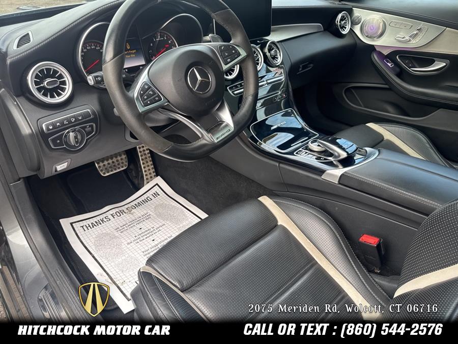 Vehicle image 47 of 70