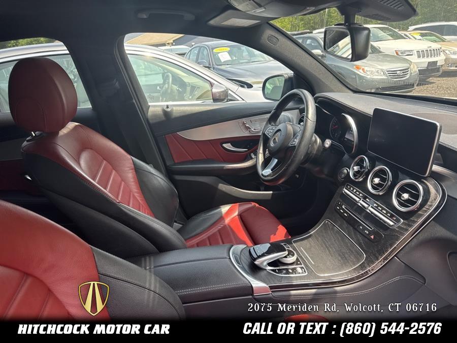 Vehicle image 33 of 62