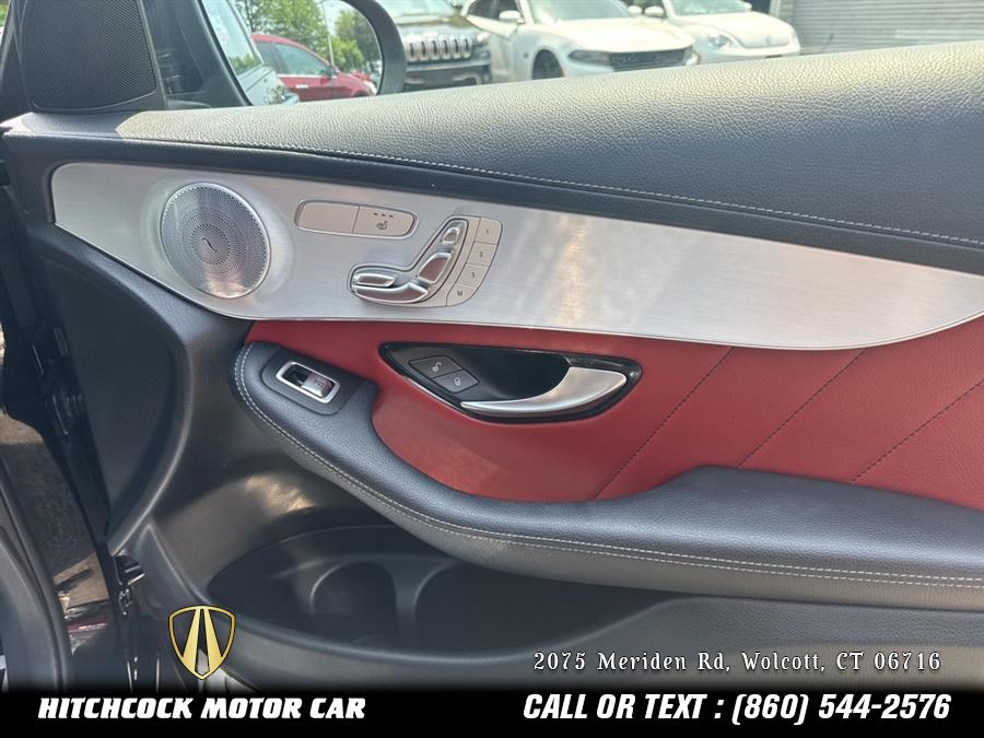 Vehicle image 31 of 62