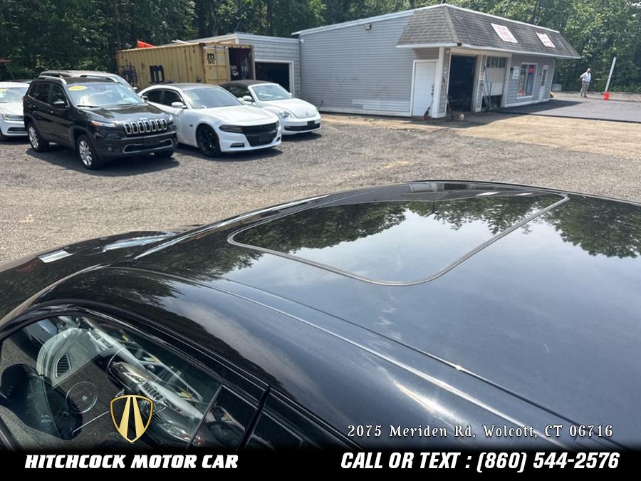 Vehicle image 43 of 62