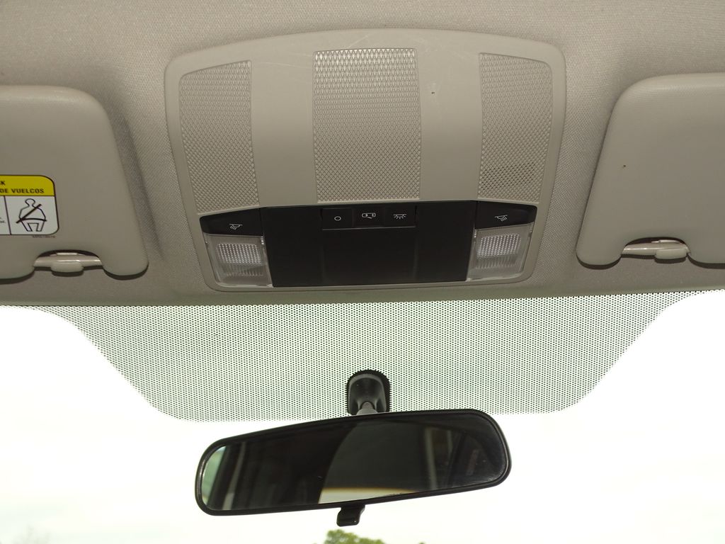 Vehicle image 20 of 43
